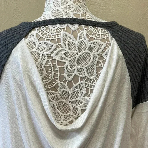 2/15 Maurice’s 24/7 Tee - Picture 6 of 8